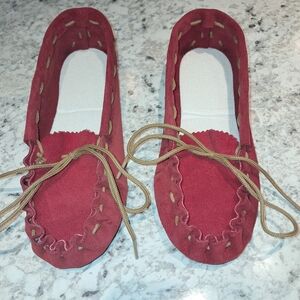 NEW! Stylish Red Handcrafted Moccasins